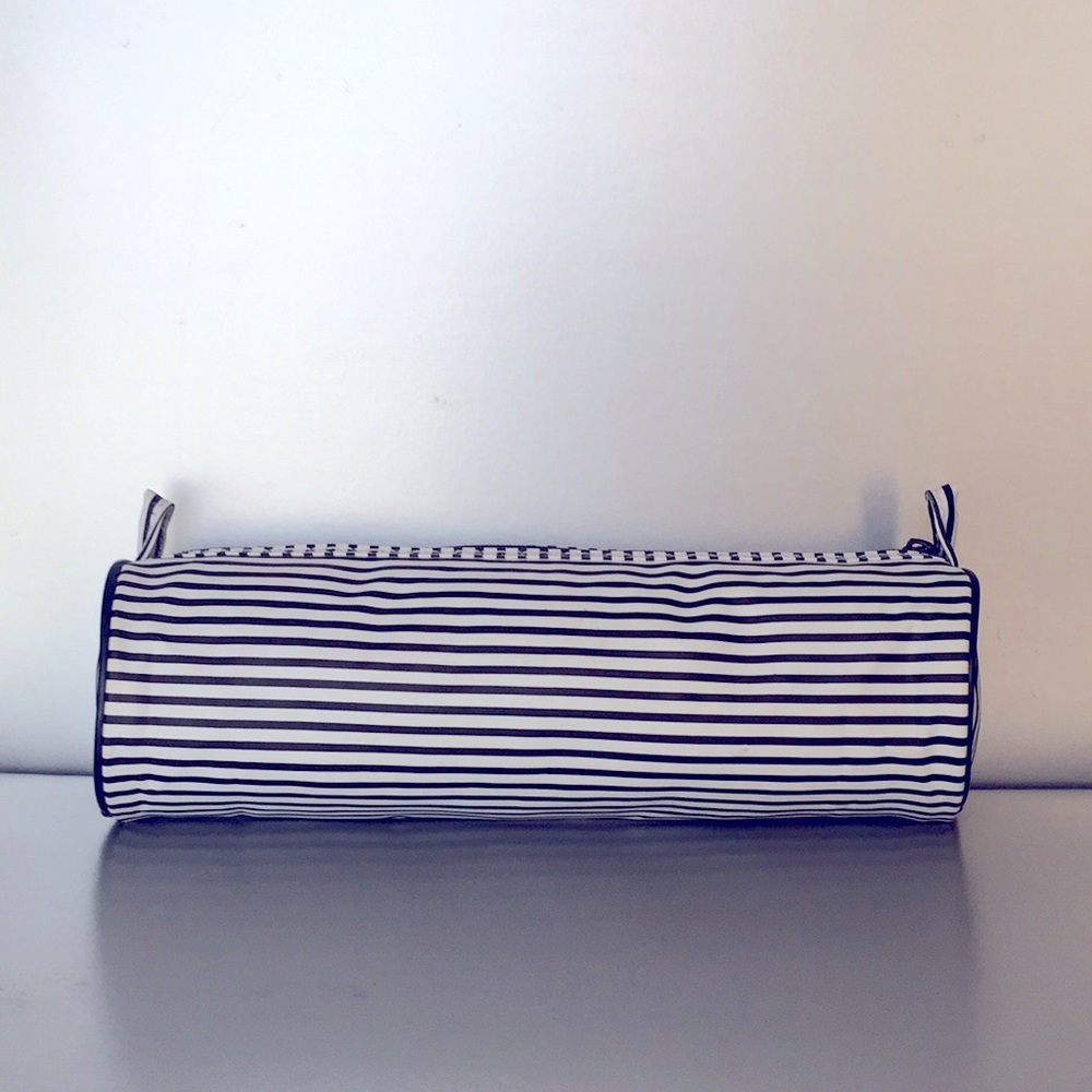 FREE w/purchase- Cosmetic Bag (Lancome)